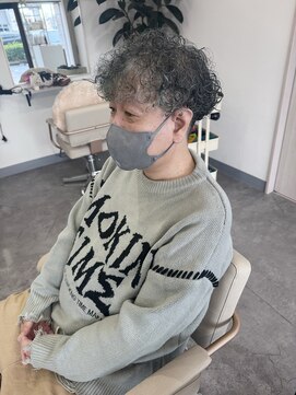 リル(lil) 髪質改善/白髪ぼかし/インナーカラー/ケアブリーチ/学割U24