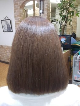 ピーアップ(P-up)の写真/髪の毛に弾力が欲しいあなたへ☆弾力アップトリートメントで輝くツヤ髪へ導きます!