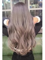 hairs BERRY 七道店【ヘアーズベリー】【10月1日 NEW OPEN（予定）】&nbsp;★アッシュ透明感 ハイライトカラーミルクティーベージュ巻き髪