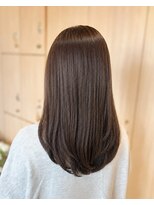 リエットヘアー 西尾市杢左店(Lie-et. hair)&nbsp;うねり・広がりを抑えて、自然な艶髪ストレート｜西尾市