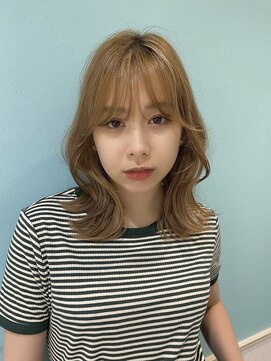 ロンドアヴァントゥス 池袋(Lond aventus) ハイトーンくびれヘア、ミディアムヘア