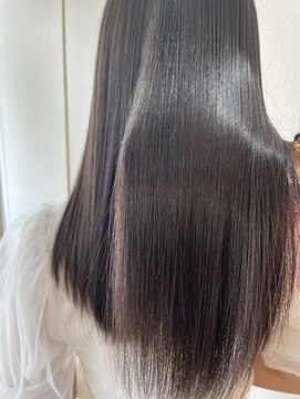 フラット 千葉(Flat.) 髪質改善酸熱トリートメント【千葉】