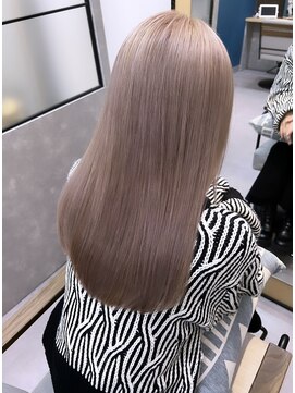 リノショアーズ 日本大通り店(RINOSHORES) 【ブリーチ＋ワンカラー】スタイリストSHIORI/ミルクティー