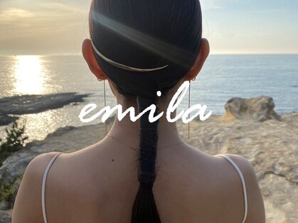 エミラ(emila)の写真