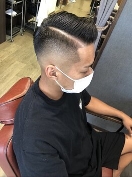 フィリーズバーバーショップ(Philly’s Barber Shop)の写真/メンズ特化サロンだからできる、高技術力のフェードカット☆ハイセンスな仕上がりは、同性から見ても"男前"