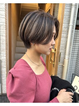 ルーム(.room.) ハイライト・ショートボブ