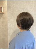 カーキアッシュカラー