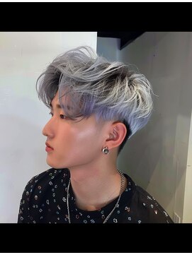 グリット オオサカ(GRIT osaka) メンズパーマでイメージチェンジ