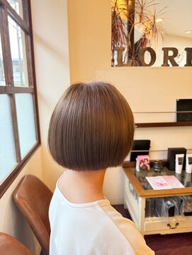 ローレン(LOREM) 愛されショート/小顔マッシュ/つや髪/顔まわり/簡単スタイリング