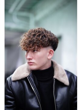 スキル(SKILL) 【SKILL】メンズカット/パーマ/ブリーチ/眉毛/フェザーショート