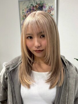 シエラ 南船場(CIERA.) ホワイトブロンバレイヤージュ ショートレイヤーカット