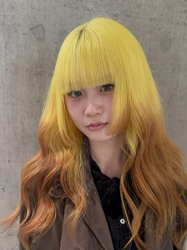 モニカ(MONIQA) イエロー×ブラウン