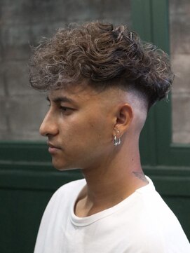 プロショップウェーブ セカンド(PRO SHOP WAVE II) スペインカール/プードルパーマ/メンズパーマ/ニュアンスパーマ