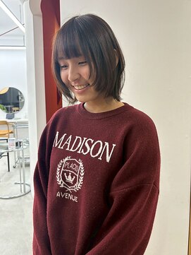 アム(am) 透明感ダークグレージュ/レイヤーカット/顔まわりカット