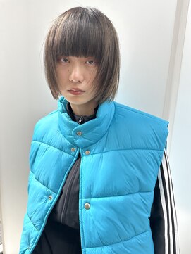 ミィ 表参道(mee.) 【mee.】ヤジマ　レイヤーボブ　ウルフボブ　ココアベージュ