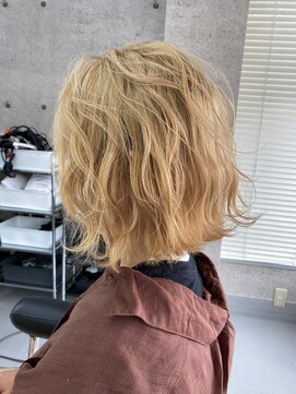 イキ 表参道(iki omotesando) モード/無造作ウェーブ/大人ガーリー[表参道駅]