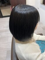 リリー(Lily)&nbsp;透け感！ブルーブラック！ショートボブ