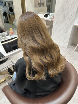 ロンド レア 天神大名店(Lond Le’a) ダブルカラーベージュカラーケアブリーチハイトーンカラー韓国