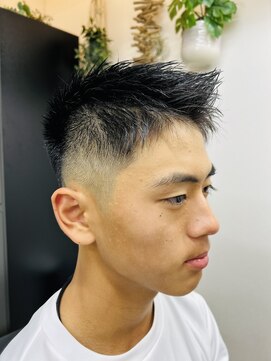 ベースエイチ(base eich) 同級生とは一味違うショートフェード