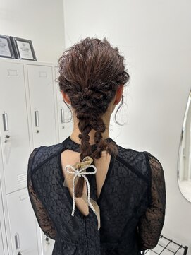 ジーナ 福岡天神(Zina) 《福岡天神》ヘアセット 編み下ろし