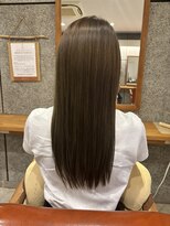 クエロ(CHERO)&nbsp;ツヤ髪♪高難易度ストレート