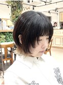 ウルフカット×裾カラーベージュ