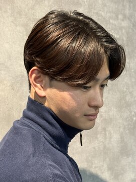 スウェルホワイト(SWELL WHITE) 曲がる縮毛矯正で作る毛流れセンターパート福岡曲がる縮毛矯正