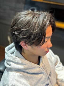 レオザバーバー(LEO the Barber) ニュアンスフェザー