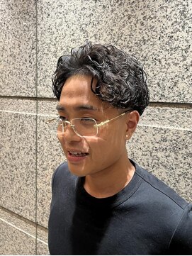 ヘアモード キクチ 銀座店 銀座 理容室 外国人風パーマ テーパーフェード