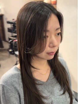 ハロバイシーン(Halo by seen.)の写真/《期待が膨らむ丁寧なカウンセリング》悩みと理想をしっかりと確認・共有し施術に移ります！［髪質改善］