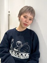 ガリカ 大名(Gallica)&nbsp;Wブリーチでつくるハイトーン/ショートと相性◎シルバーグレー