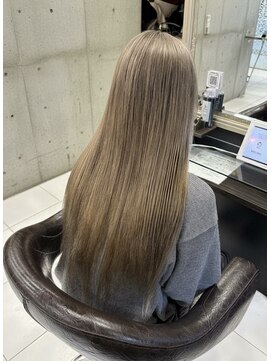 アジールヘア 東上野店(agir hair) 20代30代◎透明感グレージュ艶髪×韓国風レイヤー 上野ブリーチ