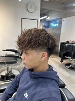 ヴィメンズウエスト 大宮西口(Vii men's west)&nbsp;隼也/スペインカール/メッシュ/フェード/大宮