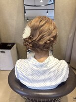 ito.&nbsp;サイドシニヨン