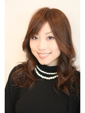 オフザリップヘアー(off the Lip hair) Lipカール