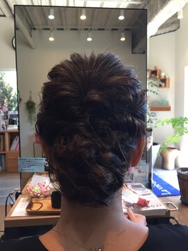 ラビアンフルール(La vie en Fleurs) ヘアセット