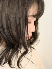 【appri/秋山】　エアタッチ/バレイヤージュ/グレージュ
