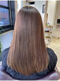 酸熱トリートメントで艶髪セミロング