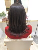 テラス アヴェダ 大丸心斎橋店(Terrace AVEDA) 外ハネスタイル