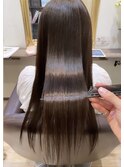 美髪矯正で誰もが羨むツヤ髪に