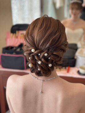 グラムール(Gramour) シニヨンヘア