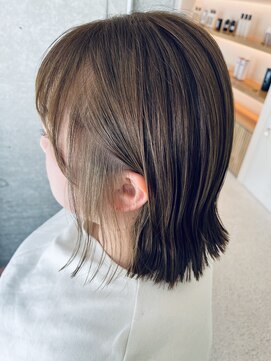 ジーナ 流山おおたかの森(Zina) オリーブグレージュ×イヤリングカラー【Zina　大越】