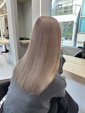 天神美容室 [天神/ブリーチ/ダブルカラー/髪質改善/ミルクティー/学割U24]