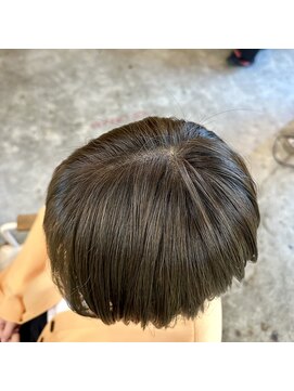 ウィークエンド(WEEKEND) オリーブベージュ【カット＋白髪ぼかし＋トリートメント15400】