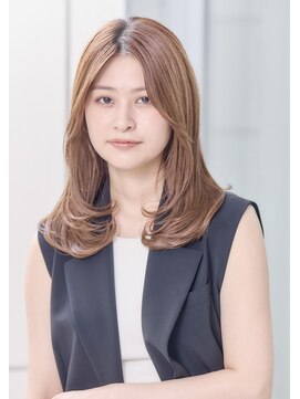 ミチオ ノザワ ヘアサロン ギンザ(Michio Nozawa HAIR SALON Ginza) レイヤーカット/ベージュ/フェイスレイヤー/内巻き/前髪なし