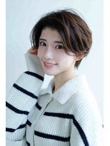 ムウ 難波(MOU)&nbsp;ショートボブボブルフ黒髪ネビージュ小顔ワンレン20代30代40代