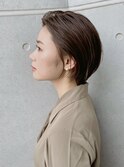 フォーマルにもカジュアルにもクールビューティーショート