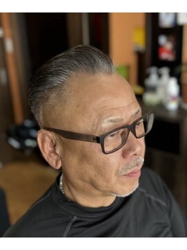 ピシャッとニ代目銀二郎 シンサイ刈り