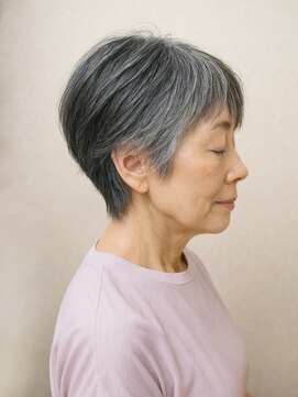 ヘアスタジオヘーフリヒ(HAIR STUDIO HoFLICH) 髪質改善/ショート/カラー/ヘッドスパ