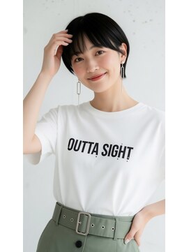 コートフィールエー(CO_T feel.a) 洗練された大人の印象。黒髪ハンサムショート